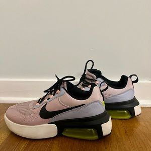 Nike Air Shoes size 8